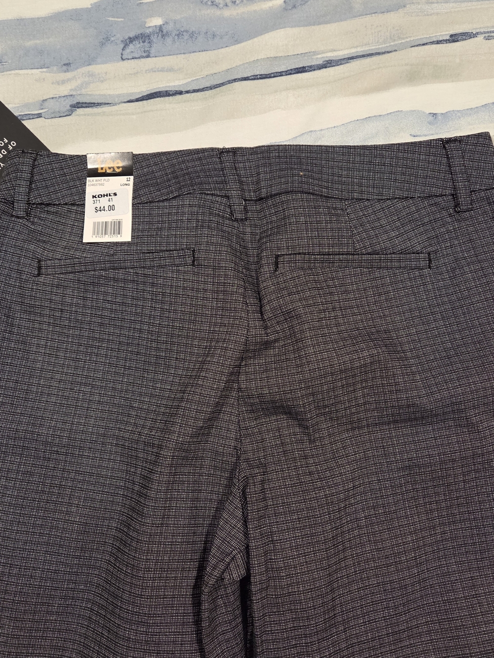 Lee Men’s Charcoal Micro-Plaid Flat Front Shorts